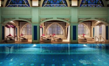 Experience luxury at Jumeirah Zabeel Saray on Palm Jumeirah with beachfront elegance, world-class dining, Talise Spa, and unforgettable Dubai views.